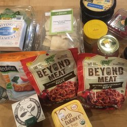 Natural Foods General Store - Incredible selection of produce