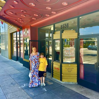 Fine Arts Theatre - Cinema Near Me - Beverly Hills, California