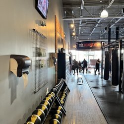 TITLE Boxing Club