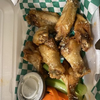 Irish Tavern - Butter Parmesan Wings & Ranch - Burgers Near Me - Waterford, Michigan Irish Tavern - Butter Parmesan Wings & Ranch - Burgers Near Me - Waterford, Michigan