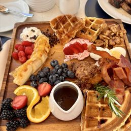 Fried chicken and waffle plate Fried chicken and waffle plate