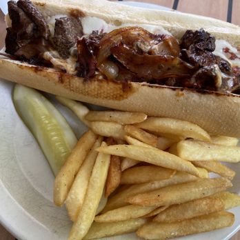 Union Publick House - Cheese steak and fries - Dive Bars Near Me - Jim Thorpe, Pennsylvania Union Publick House - Cheese steak and fries - Dive Bars Near Me - Jim Thorpe, Pennsylvania
