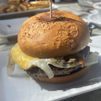 Shakespeare Pub & Grille - Burger with gluten free bun! 2.5 out of 5 stars - Pubs Near Me - San Diego, California Shakespeare Pub & Grille - Burger with gluten free bun! 2.5 out of 5 stars - Pubs Near Me - San Diego, California