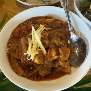 Padaek - Arlington - Curry with pork belly and tomatoes - Laotian Near Me - Arlington, Virginia Padaek - Arlington - Curry with pork belly and tomatoes - Laotian Near Me - Arlington, Virginia