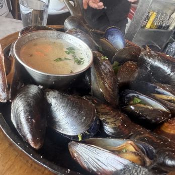 The Dead Fish - Muscles - Seafood Near Me - Crockett, California The Dead Fish - Muscles - Seafood Near Me - Crockett, California