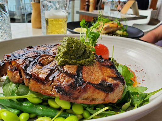 Charlotte's Kitchen by null