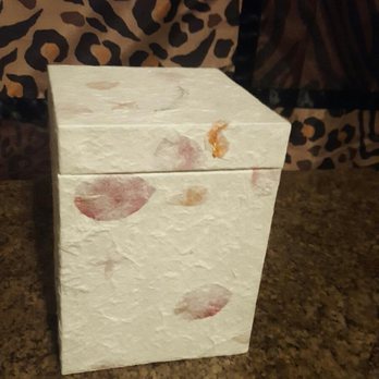 West Coast - The box your loved one will come in - Pet Cremation Services Near Me - Sun Valley, California West Coast - The box your loved one will come in - Pet Cremation Services Near Me - Sun Valley, California