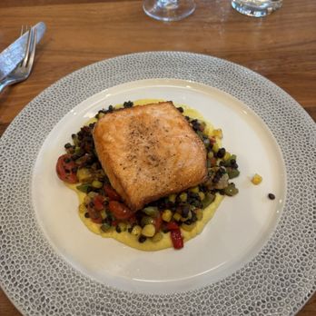Mesler Kitchen Bar Lounge - Salmon (you can see the sauce at the very bottom, so tasty!) :-) - New American Near Me - Chicago, Illinois