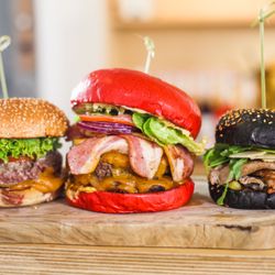 Bun's Burgers - Bun's Classic Bun's Double  Bun's Black Pepper