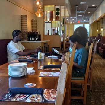 Olive Garden Italian Restaurant - Italian Near Me - Williamsburg, Virginia