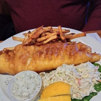 Daves Bar and Grille - Fish and chips - Sports Bars Near Me - Warwick, Rhode Island