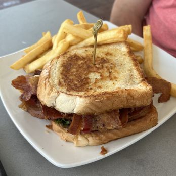 1860 Public House - BBLT with Reg fries - Salad Near Me - Red Bud, Illinois