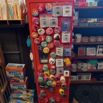 Carmichael's Bookstore - Bookstores Near Me - Louisville, Kentucky