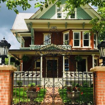 Maple Shade Mansion - Bed & Breakfast Near Me - Brockway, Pennsylvania Maple Shade Mansion - Bed & Breakfast Near Me - Brockway, Pennsylvania