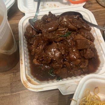 New Shanghai - I cant remember the English name for this dish , but there was wayyyyy more beef than bok choy. They can't be making a huge profit here. - Seafood Near Me - Stockton, California New Shanghai - I cant remember the English name for this dish , but there was wayyyyy more beef than bok choy. They can't be making a huge profit here. - Seafood Near Me - Stockton, California