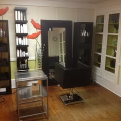 Laraine's Hair Studio