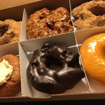 Do-Rite Donuts & Chicken - Donuts Near Me - Chicago, Illinois Do-Rite Donuts & Chicken - Donuts Near Me - Chicago, Illinois