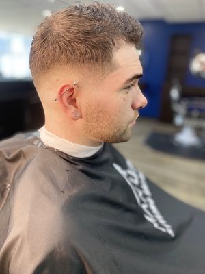 Quality Cuts with Man Up Styling - We specialize in modern, luxury mens cuts, beard trimmings, and waxing. Quality Cuts with Man Up Styling - We specialize in modern, luxury mens cuts, beard trimmings, and waxing.