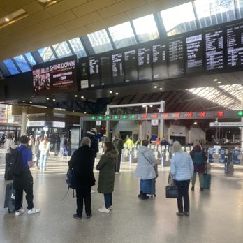 Glasgow Queen Street - Train Stations Near Me - Glasgow, GLG