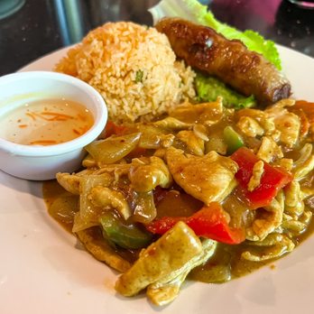 Young's Cafe - Vietnamese Near Me - Fort Collins, Colorado