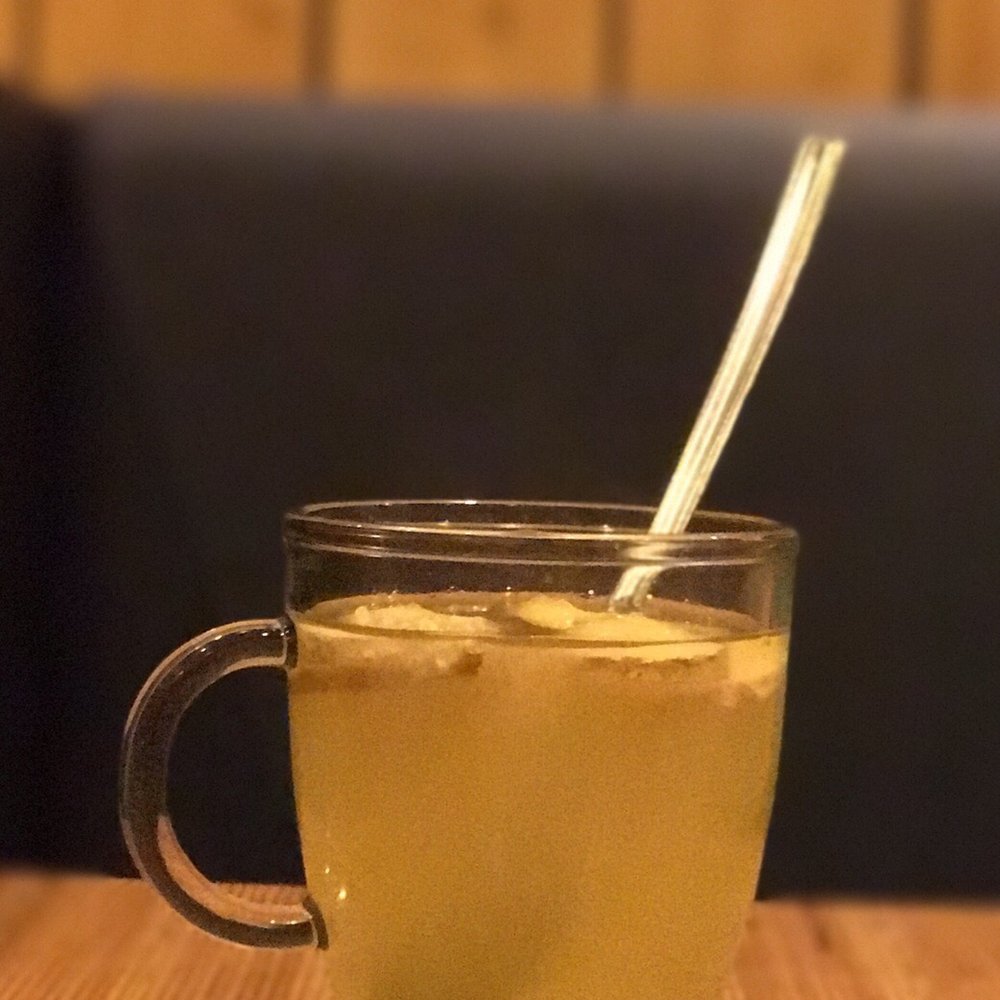 Shiso Burger - Ginger Honey Tea - Burgers Near Me - Paris, 75 Shiso Burger - Ginger Honey Tea - Burgers Near Me - Paris, 75