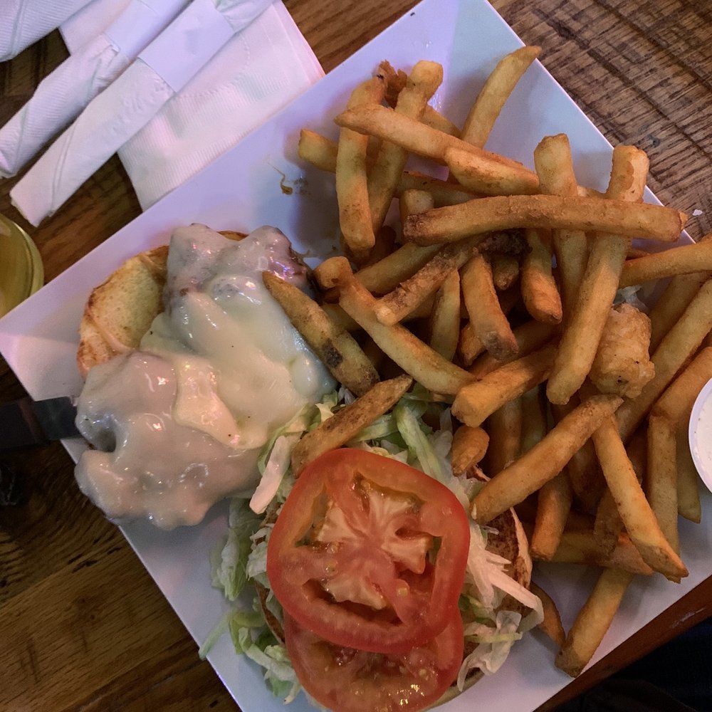 Johnny's Tavern - The driest chicken sandwich this side of the Mississippi - American Near Me - Shawnee, Kansas Johnny's Tavern - The driest chicken sandwich this side of the Mississippi - American Near Me - Shawnee, Kansas