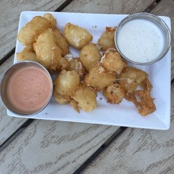 Gilmore's Pub - Hansens Cheese Curds - Soooo Good