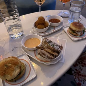 Bar Sprezzatura - Little dinner - burger and panini - Italian Near Me - New York, New York