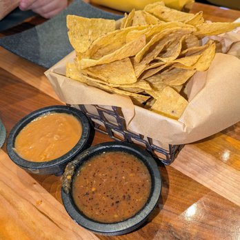Fonda De Paula - Chips and Salsa - Coffee & Tea Near Me - Downers Grove, Illinois