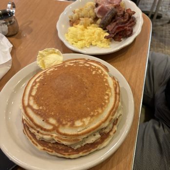Dot Coffee Shop - Breakfast Feast - American Near Me - Houston, Texas Dot Coffee Shop - Breakfast Feast - American Near Me - Houston, Texas