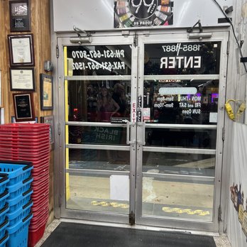 Crazy Billy's Fine Wine & Spirits - entrance - Beer, Wine & Spirits Near Me - Deer Park, New York