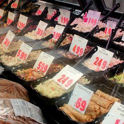 Big Red Markets - Photo