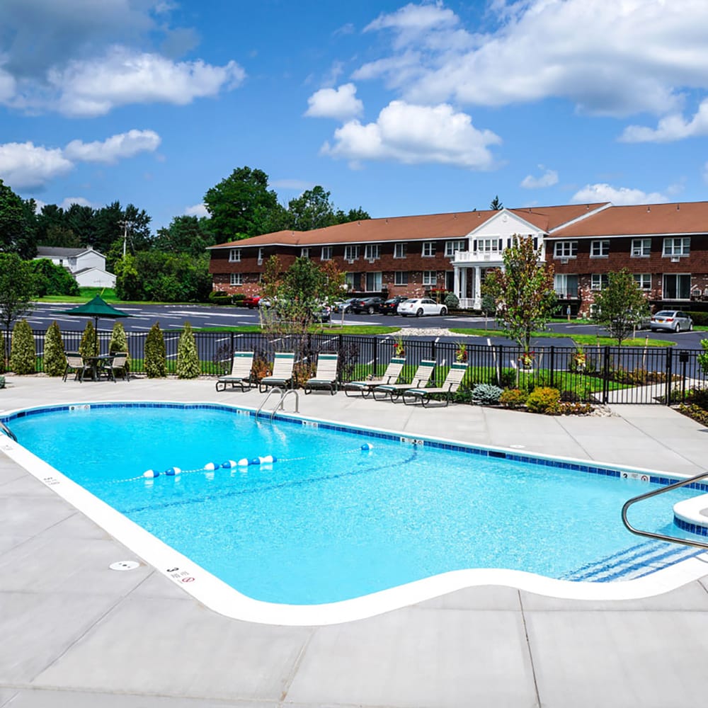 HAMPSHIRE APARTMENTS Updated September 2024 11 Photos 2150 Rosa