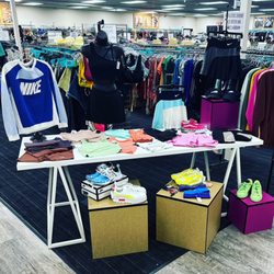 Plato's Closet St. Clair Shores
