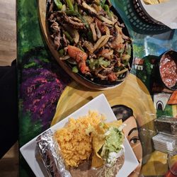El Tequila - Classic steak fajitas