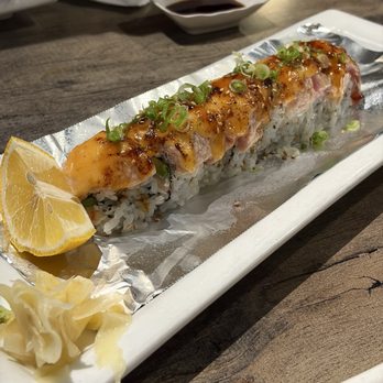 Sushi Monster - Seared toro roll - Sushi Bars Near Me - Montrose, California