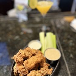 Bar Louie - Brookfield - Tenders Lemon Pepper