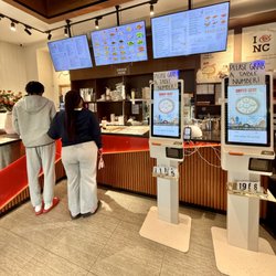 Nan Xiang Express - Ordering Area and Kiosks
