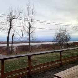 Microbrasserie des Beaux Prés - View from interior of Lawrence River