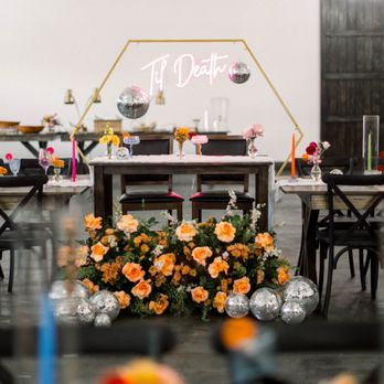Plum Studios - Florists Near Me - Phoenix, Arizona