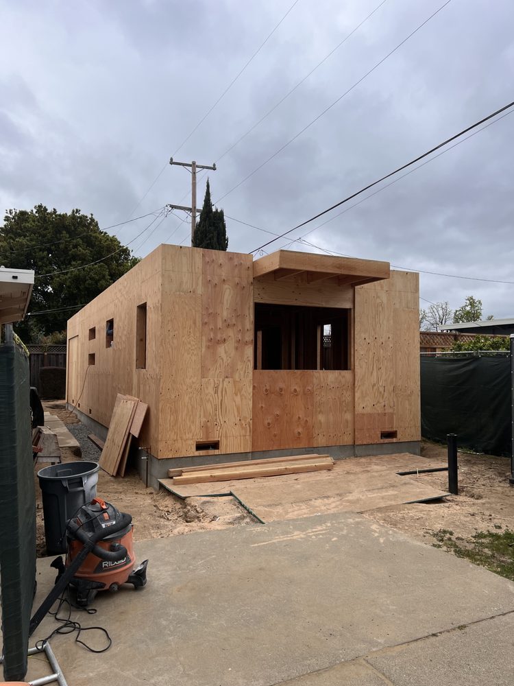 Slide of R E S Residencial General Construction