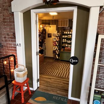 Refill Mercantile - Love all their reusable things here! - Home Decor Near Me - Petaluma, California Refill Mercantile - Love all their reusable things here! - Home Decor Near Me - Petaluma, California