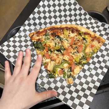 Broadway Pizza Shoppe - Generously sized slices - Pizza Near Me - Portland, Oregon Broadway Pizza Shoppe - Generously sized slices - Pizza Near Me - Portland, Oregon