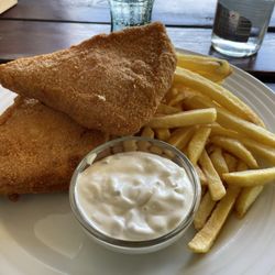 Čerti na Ještědu - Fried cheese.
