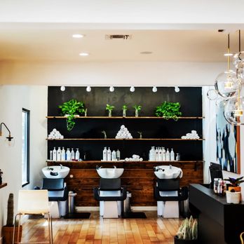 Blast Blowdry - Shampoo stations at blast blow dry and beauty bar in Austin, Texas. - Blow Dry/Out Services Near Me - Austin, Texas