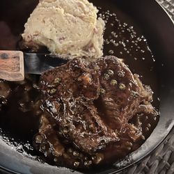 Floyd's 1921 Restaurant & Catering - Filet Peppercorn