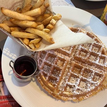Hash Kitchen - Kids waffle - Breakfast & Brunch Near Me - Draper, Utah