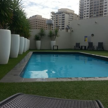 Vibe Hotel Sydney - Rooftop pool on the small side but still a pleasant addition to a city hotel - Hotels Near Me - Sydney, NSW Vibe Hotel Sydney - Rooftop pool on the small side but still a pleasant addition to a city hotel - Hotels Near Me - Sydney, NSW