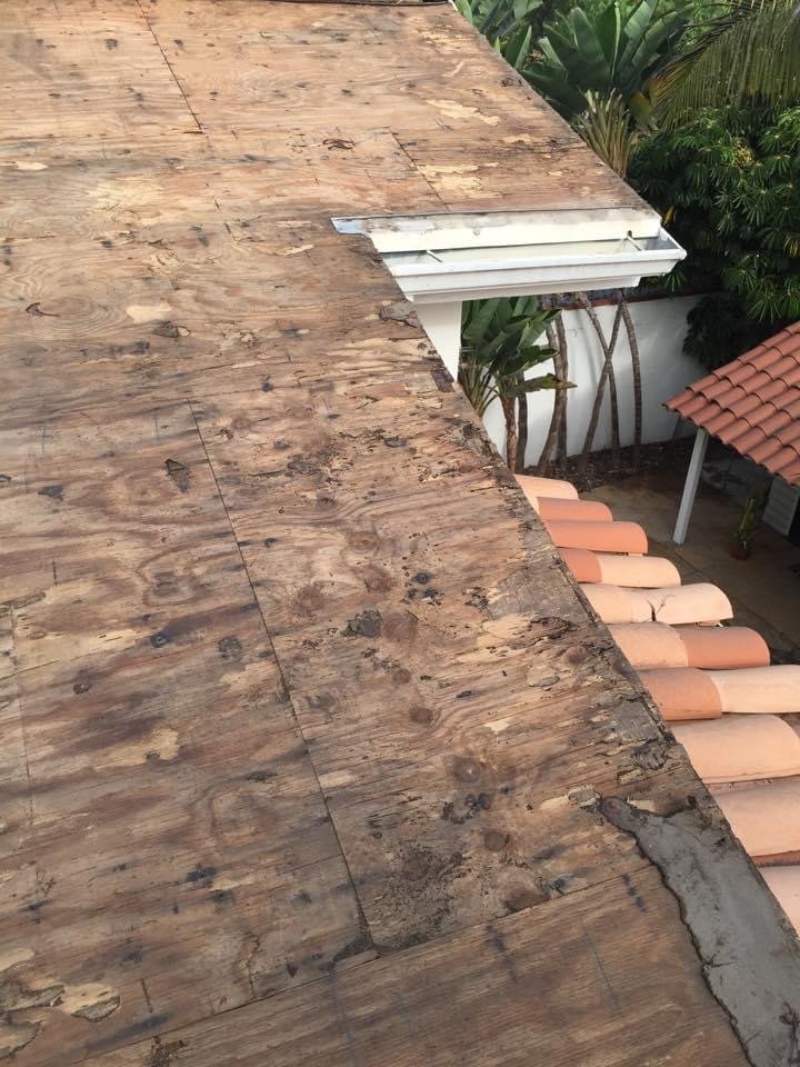 Slide of Harbor Roofing Services