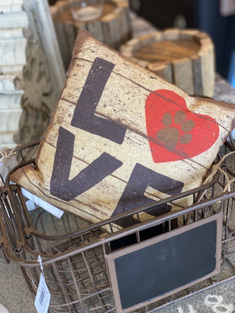 THE MAD COTTAGE 16 Photos 14242 Jarrettsville Pike, Phoenix, Maryland Used, Vintage